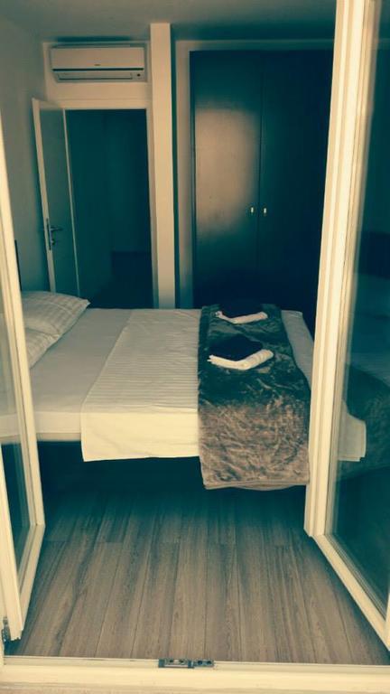 Vila Vodice *